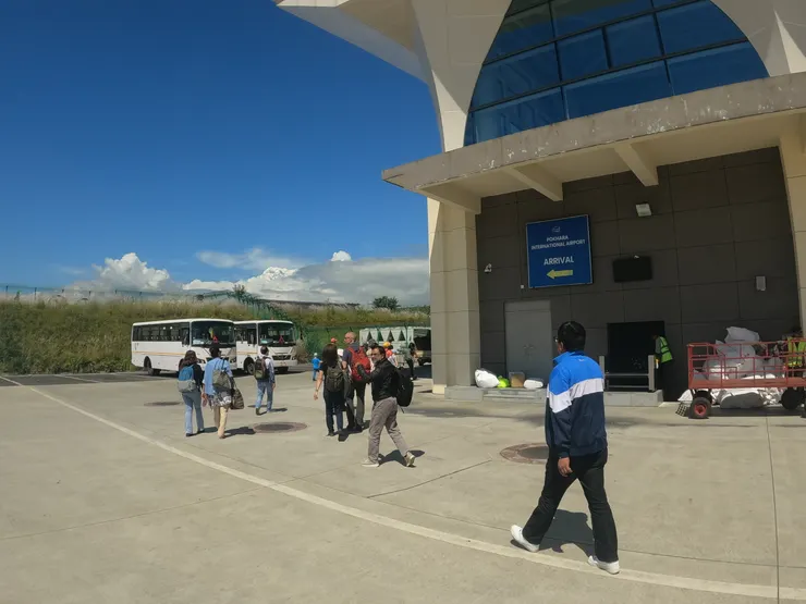 新的波卡拉機場