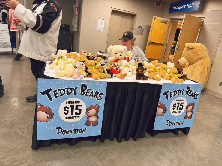 現場賣泰迪熊的攤位