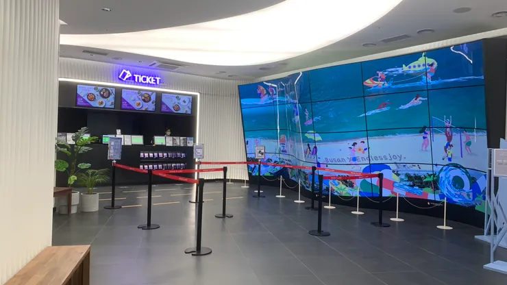 換完票就能上樓啦。