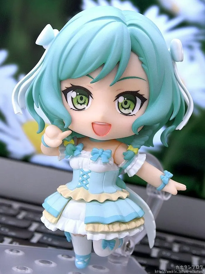 圖片來源：巴哈姆特，黏土人冰川日菜 舞台服裝