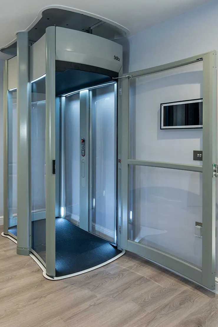 Stiltz Trio+ 輪椅家用電梯