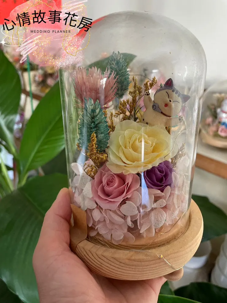 我已經與專業發展團隊的同事核實過，他們說下週將開始報名參加校長研討會。會議將在北京/深圳面對面舉行，並以普通話進行。