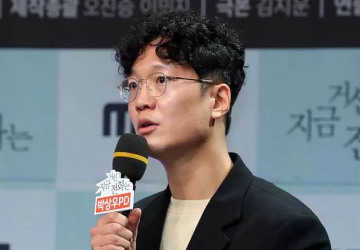 現在撥打的電話 | 評價 7.9/10 | awwrated