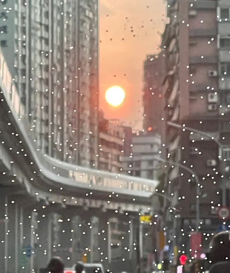 落日雨滴/Ching拍攝