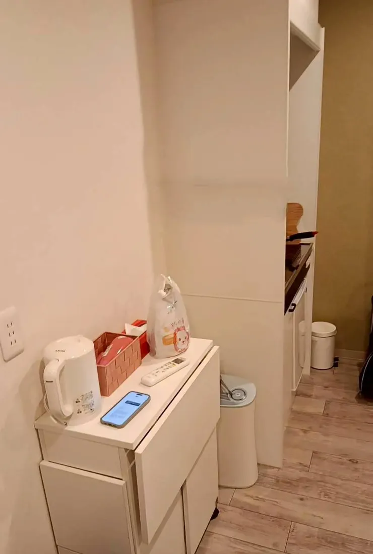 非常多功能的小桌子👍