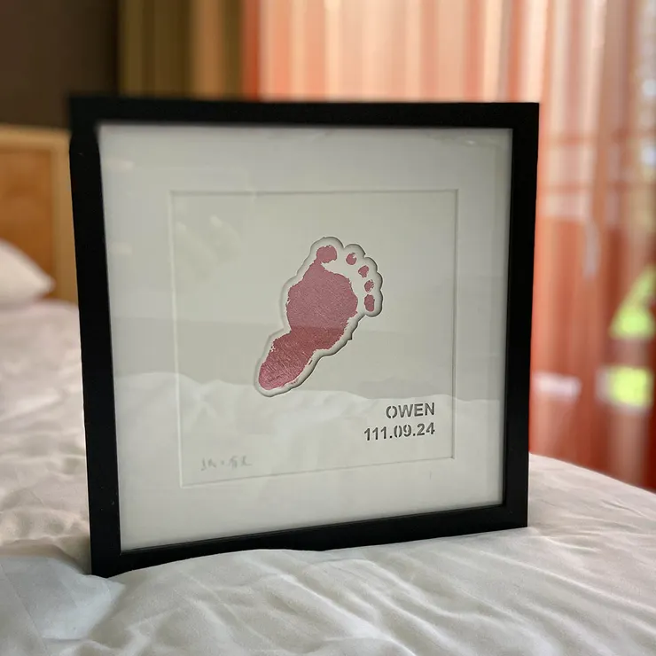 「寶寶小腳丫」立體紙雕氣氛燈