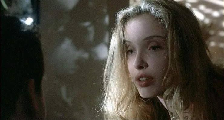 《白色情迷》劇照