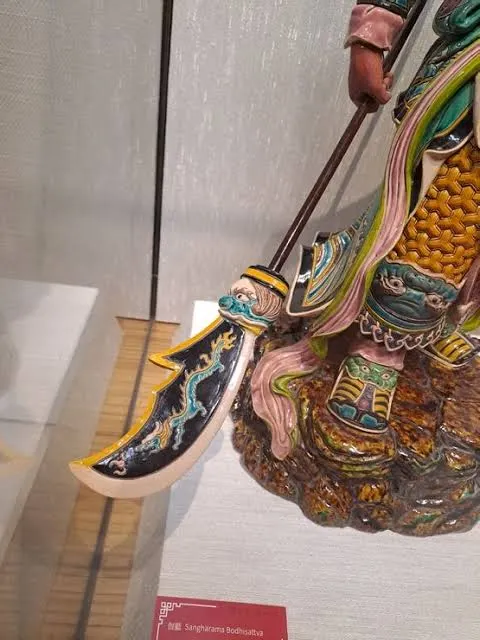 青龍偃月刀（圖片截圖於網路）