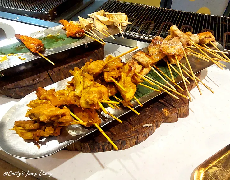 ▲芙洛麗大飯店-「食譜自助百匯餐廳」RECIPE HOUSE /圖片來源：Betty's Jump Diary