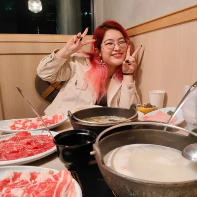 飛天小女警的沙龍