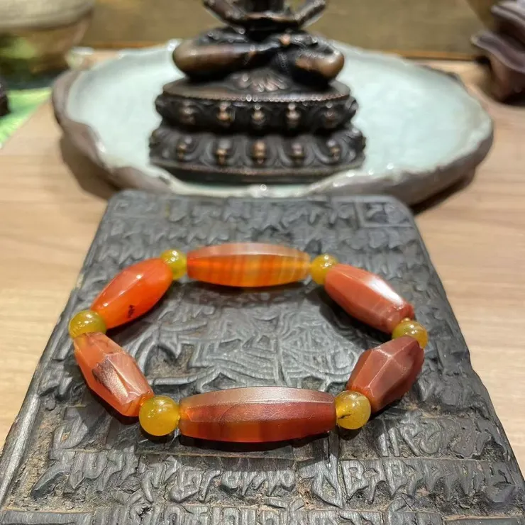 老瑪瑙八棱珠勒子配綠瑪瑙