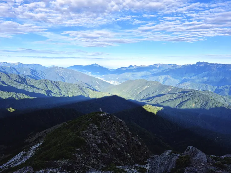 ▲逆南湖—南湖大山倒影