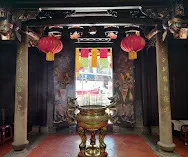 莊嚴的門神彩繪（圖片截圖於網路）