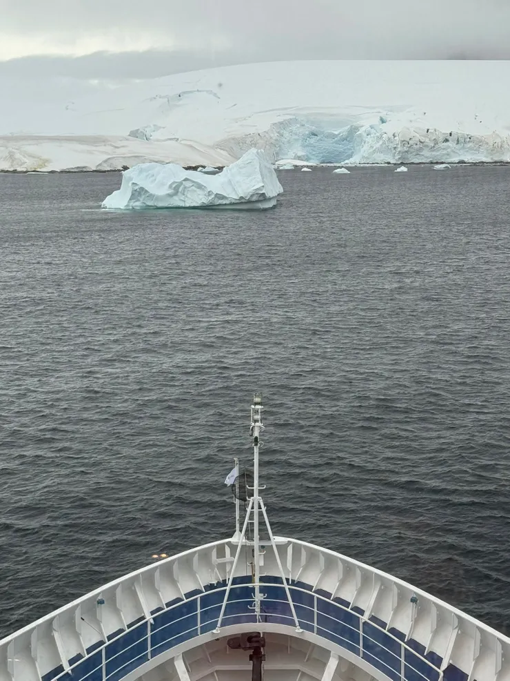無論白天晚上我都很喜歡來這個頂樓lounge發發呆看風景