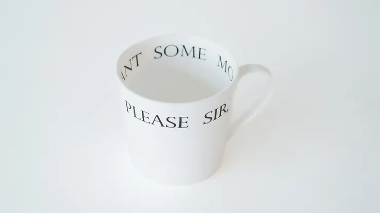 「PLEASE SIR, I WANT SOME MORE」引述自《孤雛淚》。