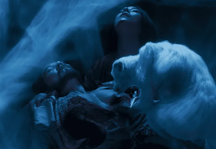 圖/由娜然（右）飾演的妲己，為救費翔（左）不惜犧牲自身法力