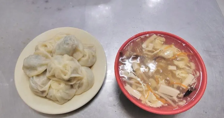 小湯包和酸辣湯