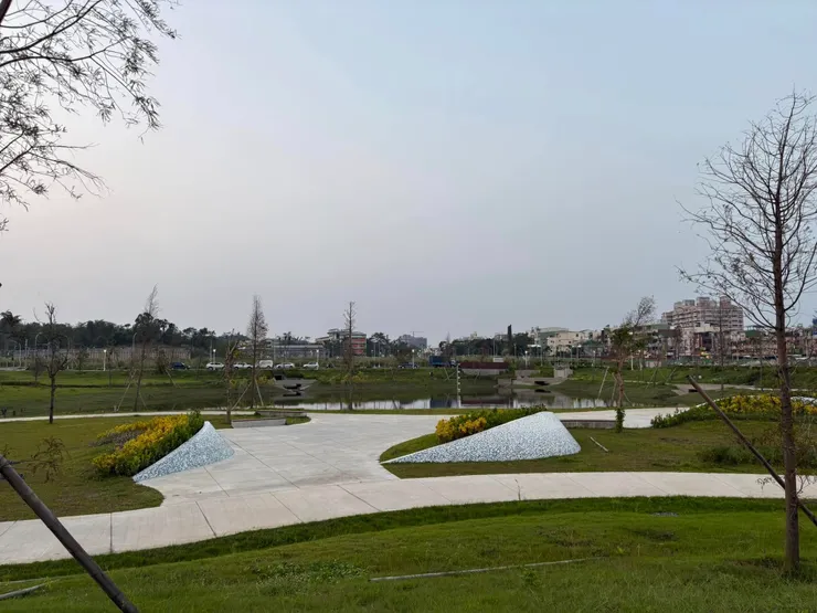 台貿公園（大寮公十三公園）