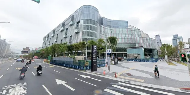 台北大巨蛋外觀。圖／Google Maps