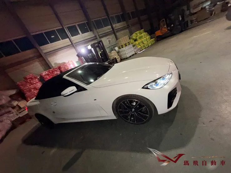 2024 BMW 420i Convertible 敞篷車已於韓國完成裝櫃並啟程回台!完整解析外匯車代購流程、港口裝櫃檢查與海運細節,帶你了解安心透明的購車體驗。
