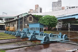 修復後的移車台特寫