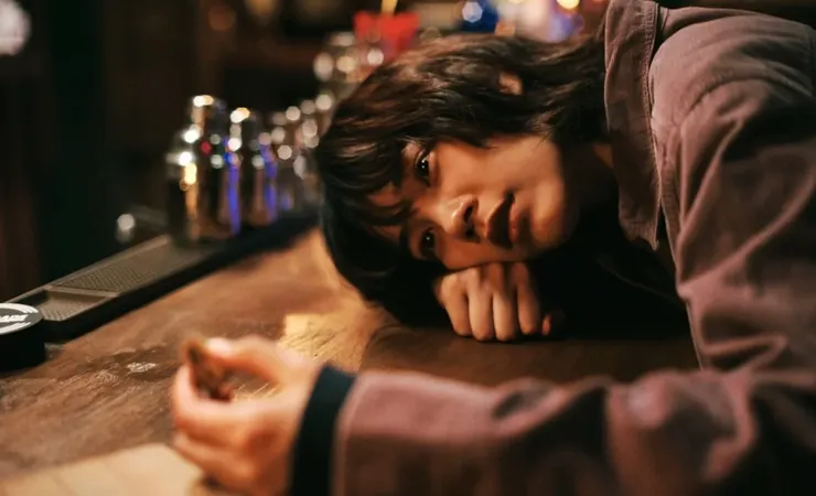 Miss King | 評價 7.4/10  | awwrated