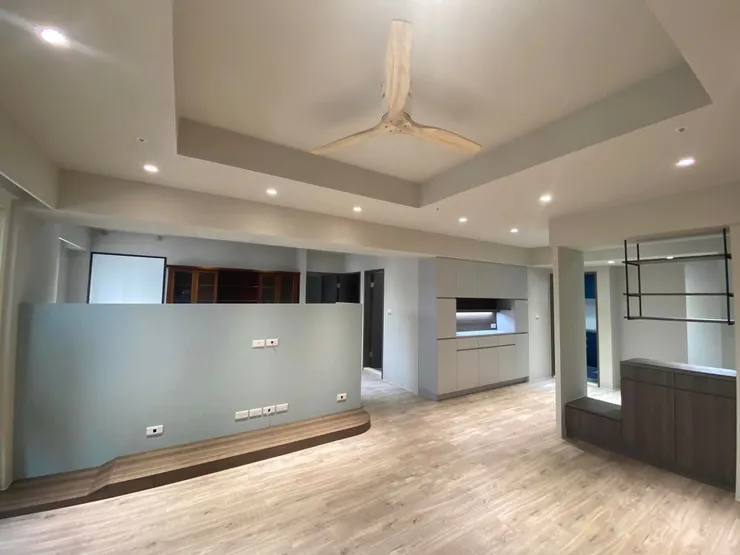 幸好順利完工。果然房子空蕩蕩的時候，最好看、最舒心。