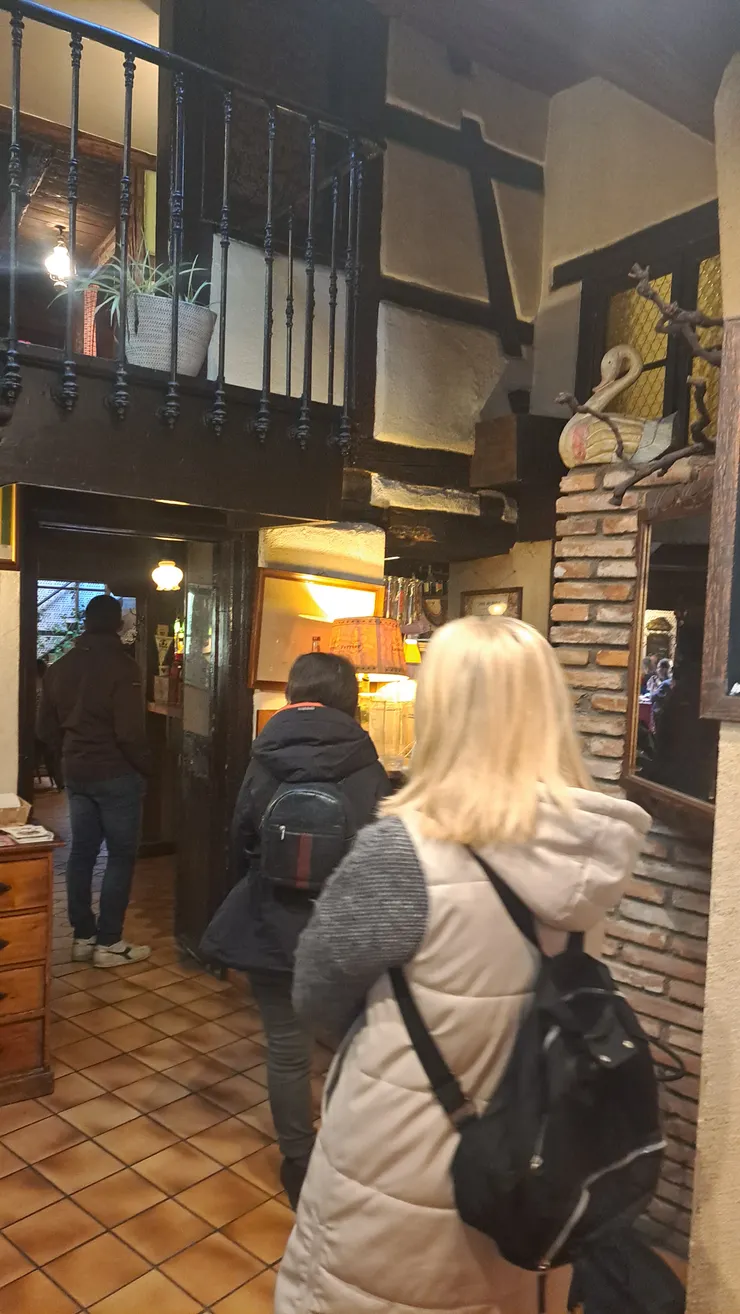 客滿我沒訂位,幸好有接待給我一個特別的座位