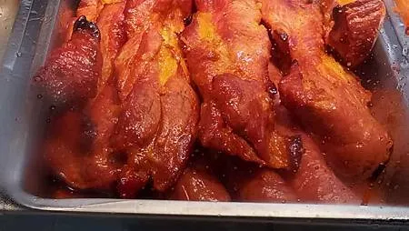 [新北美食]香港冠軍燒臘同時有飲料、湯品、自製品的店家，GO