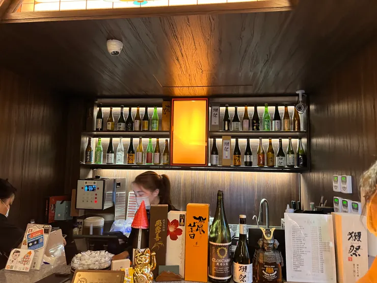 好多日本酒的櫃台