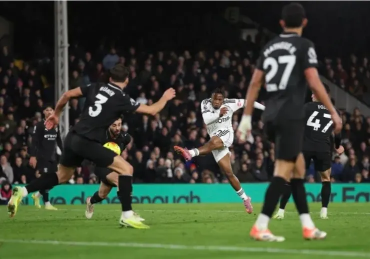 卓昆斯抽射破網助富咸追至4:5