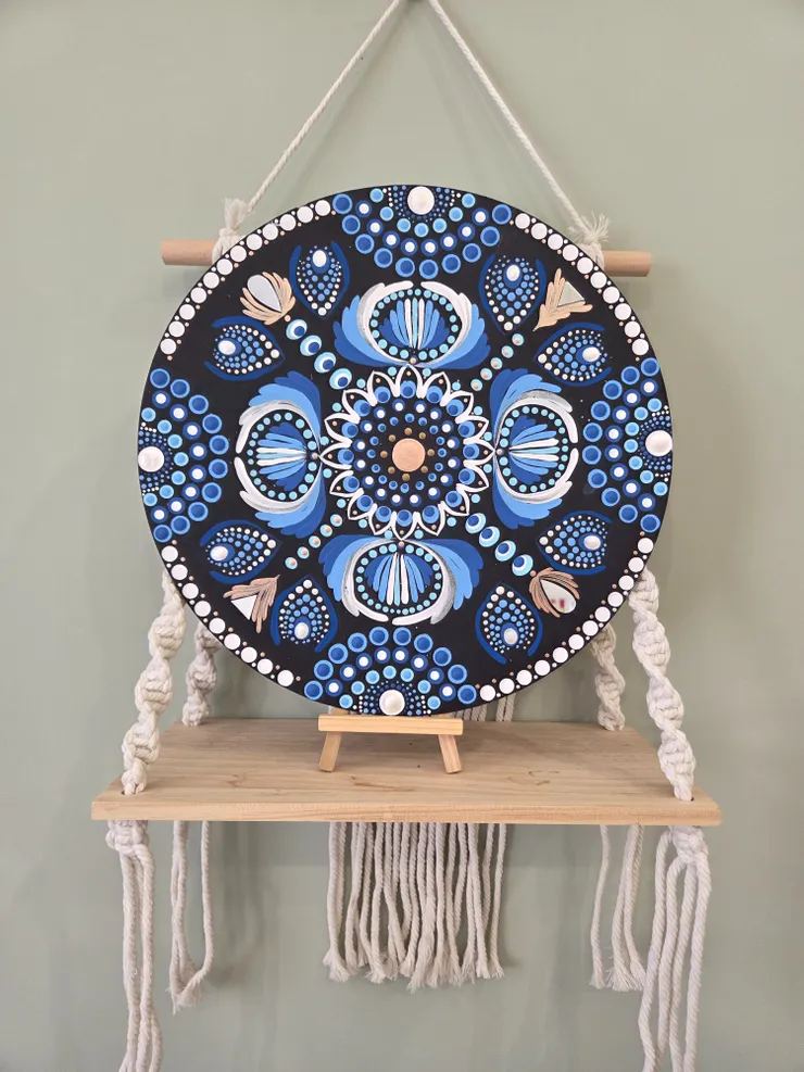 經過多天深夜的創作完成，也是與自己相處的時間