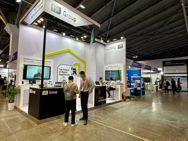 標準與特裝展位沒有區隔, 形成不協調的景象