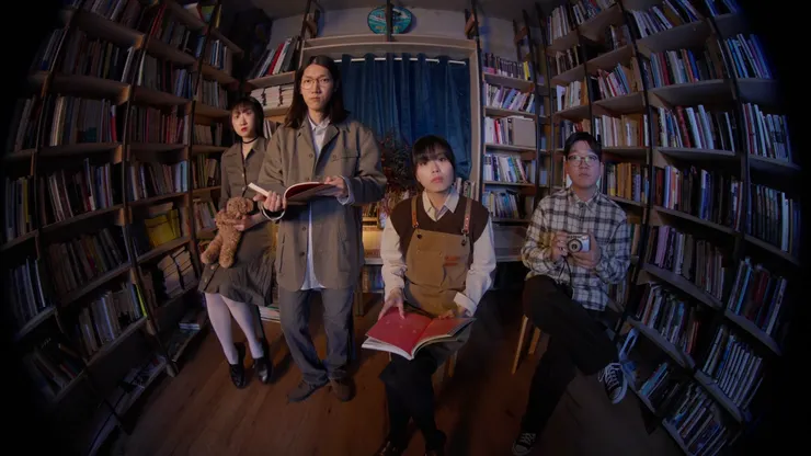 韓國樂團 Ghost Bookstore 幽靈書店〈Ghost Bookstore〉MV 畫面。