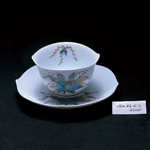 圖一、椎名林檎《加爾基 精液 栗ノ花》