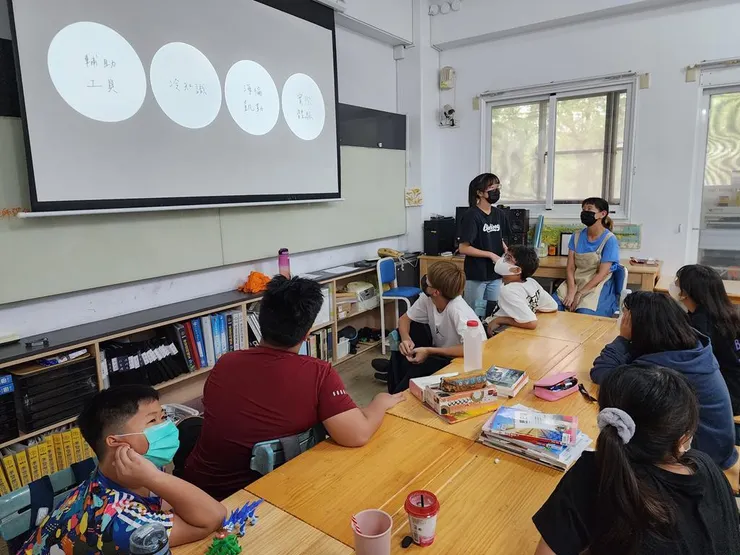 上華國高中部:結合蒙特梭利理念的高品質自學環境,探索自由、實踐農場活動與微觀經濟的理想校園 台南實驗國高中