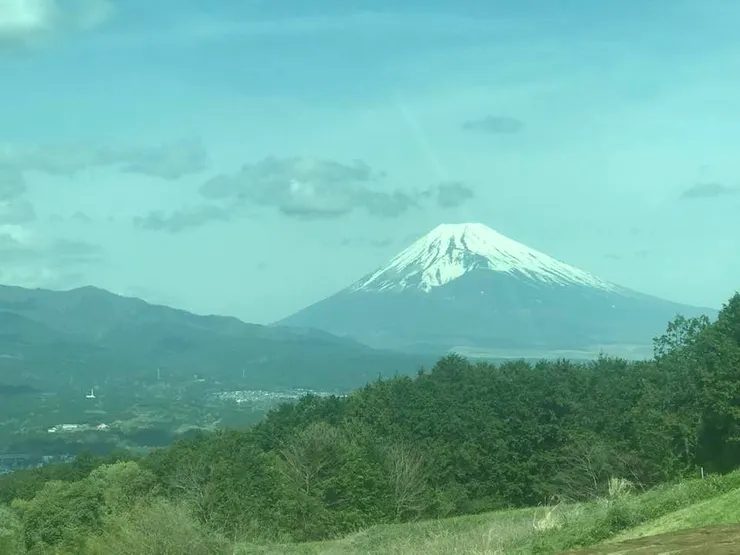 富士山就在遠景