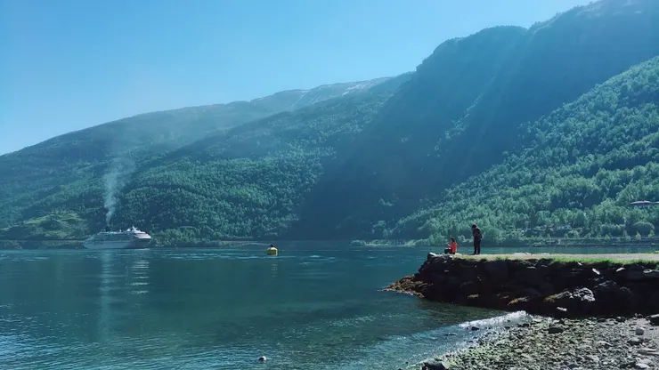 這樣的風景,讓我和同伴們安靜了許久