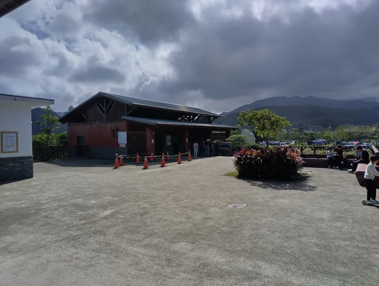 廁所很大很方便換尿布