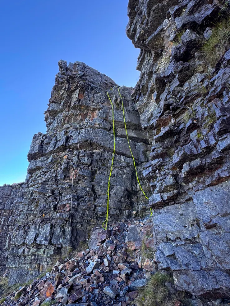 回望品田山第二段斷崖 。