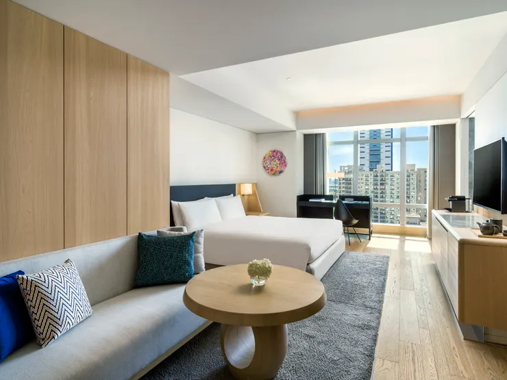 凡於活動期間內預訂包場服務之貴賓，消費滿額即贈送高雄然一酒店御典侶驛住宿券。 (圖/ The Ukai Taipei提供)