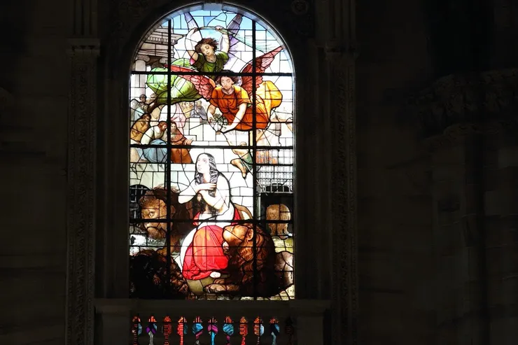 米蘭大教堂彩繪玻璃：The Martyrdom of Saint Thecla