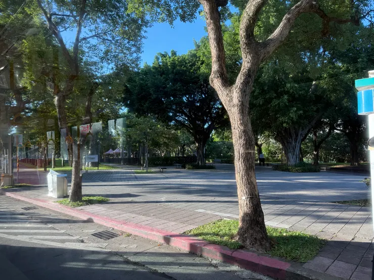 681公車沿路景色