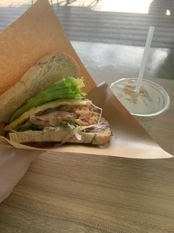 滿滿青菜只要45元。