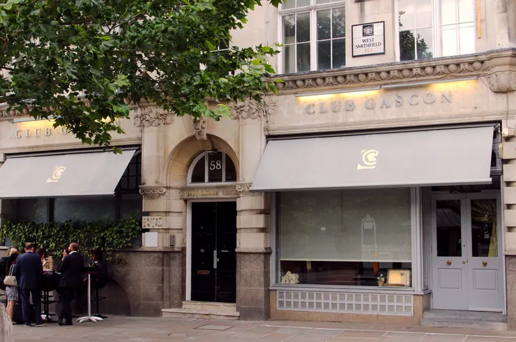 Club Gascon除了是一間法式餐廳,也在旁邊開了一家同名餐酒吧