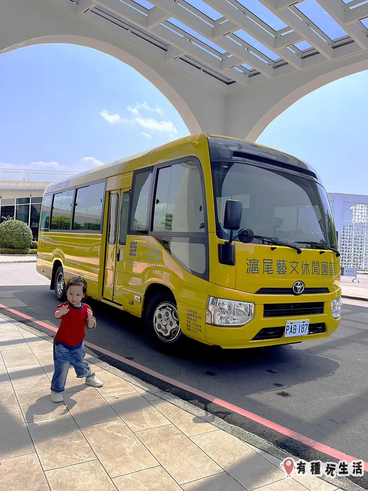 專車秘境小旅行，導遊司機超專業！