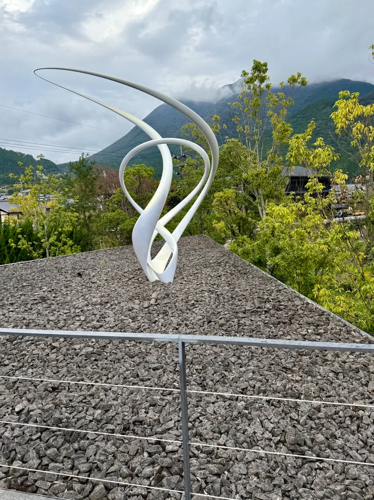 森萬理子《永恆 I》