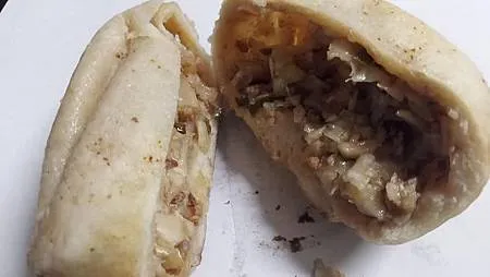 [基隆美食]日賣千顆老字號金黃脆皮水煎包紀錄，西定水煎包四十