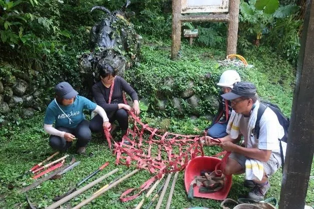 ▲施作活動前說明工具使用安全注意事項