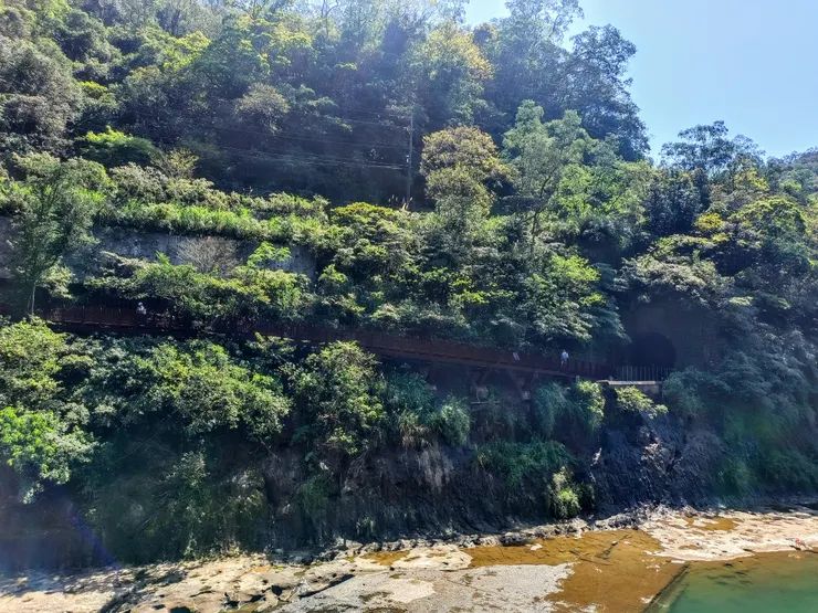 【雙北遊】三貂嶺瀑布步道走到猴硐｜中坑古道×柴寮古道  猴硐